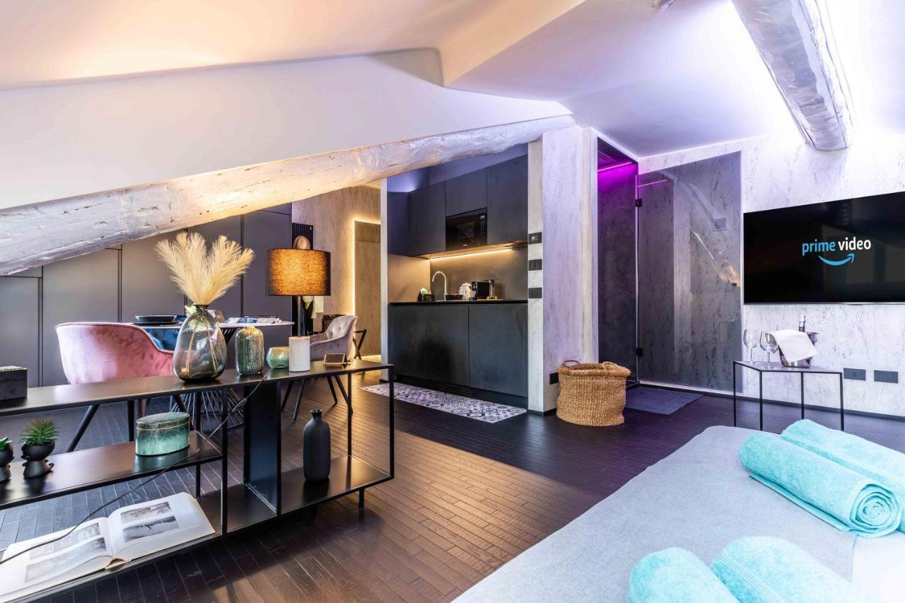 Quadrilatero Della Moda- Luxury Loft In The Heart Of The Fashion District Milano Eksteriør bilde