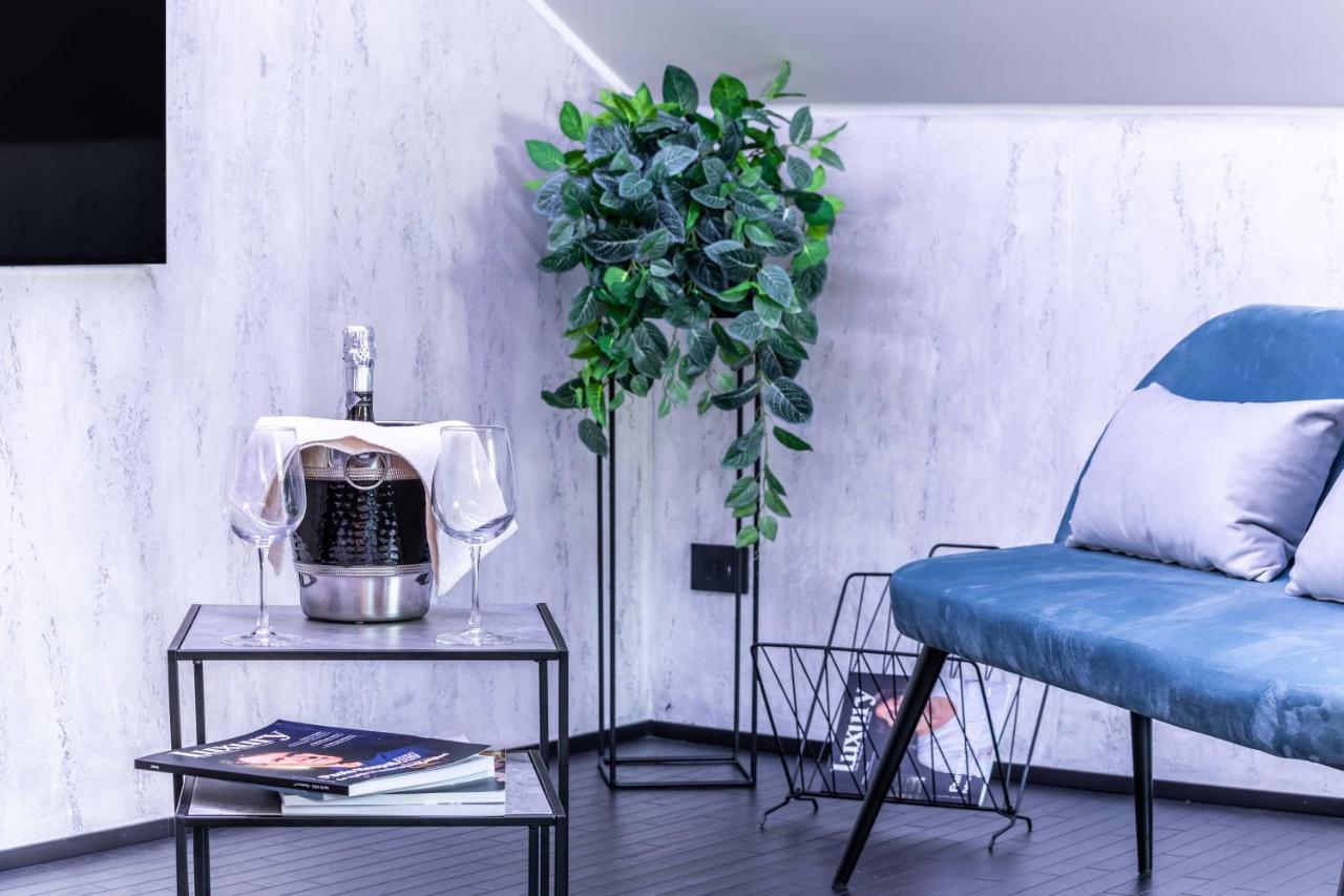 Quadrilatero Della Moda- Luxury Loft In The Heart Of The Fashion District Milano Eksteriør bilde